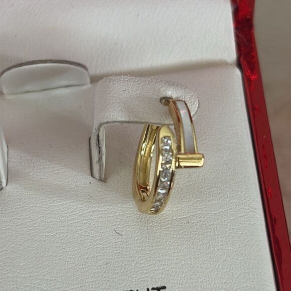 NEW! 925 Sterling Silver & Mother of Pearl / Cubic Zirconia Earrings - Picture 5 of 7